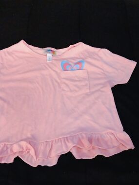 wonder nation Pink Ruffle-Hem Tee with Heart Pocket